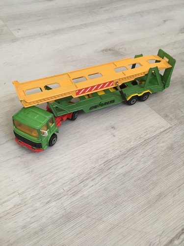 Ancien camion renault saviem - ancien,
